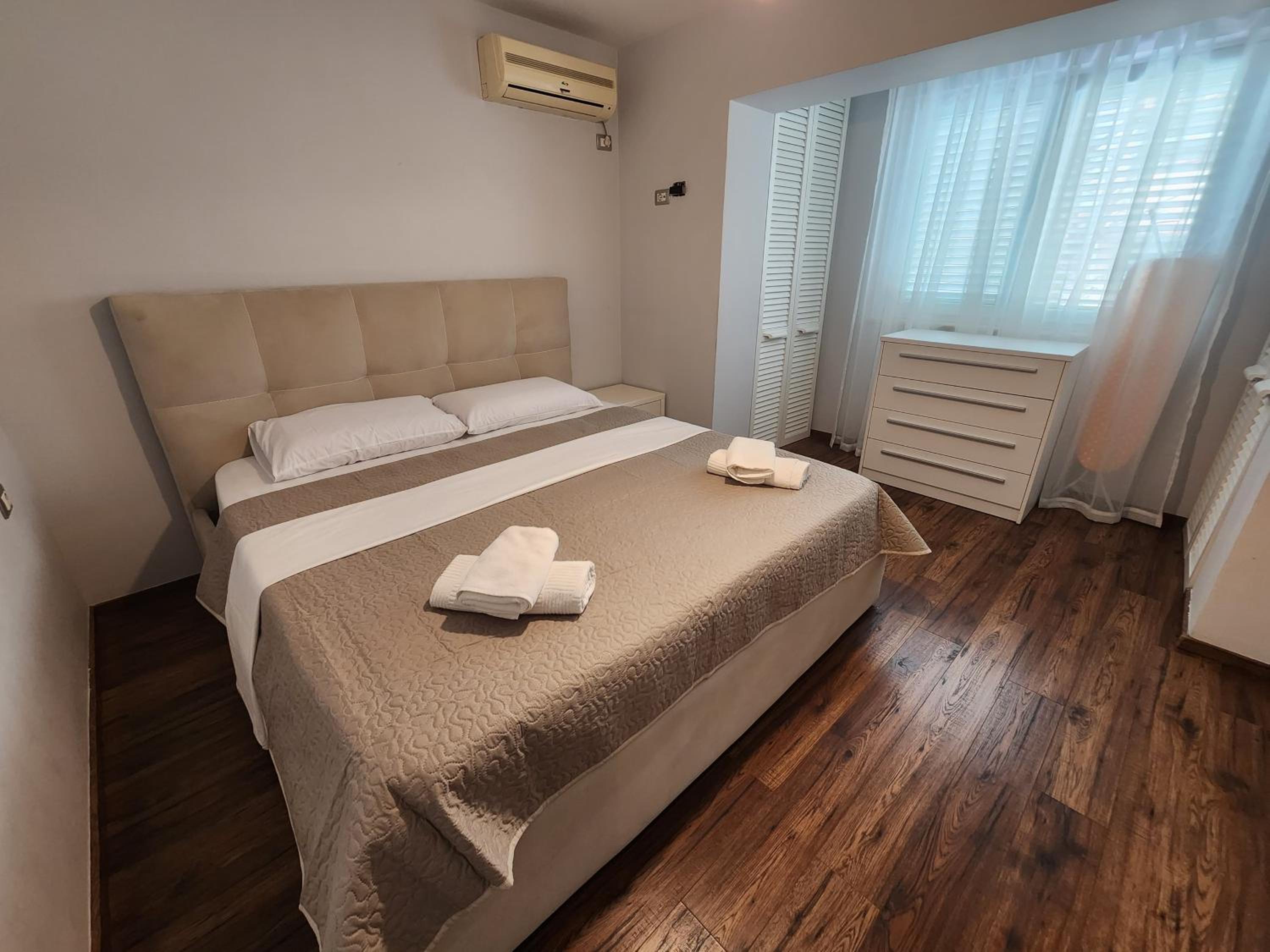 Apartment Sweet Luxury