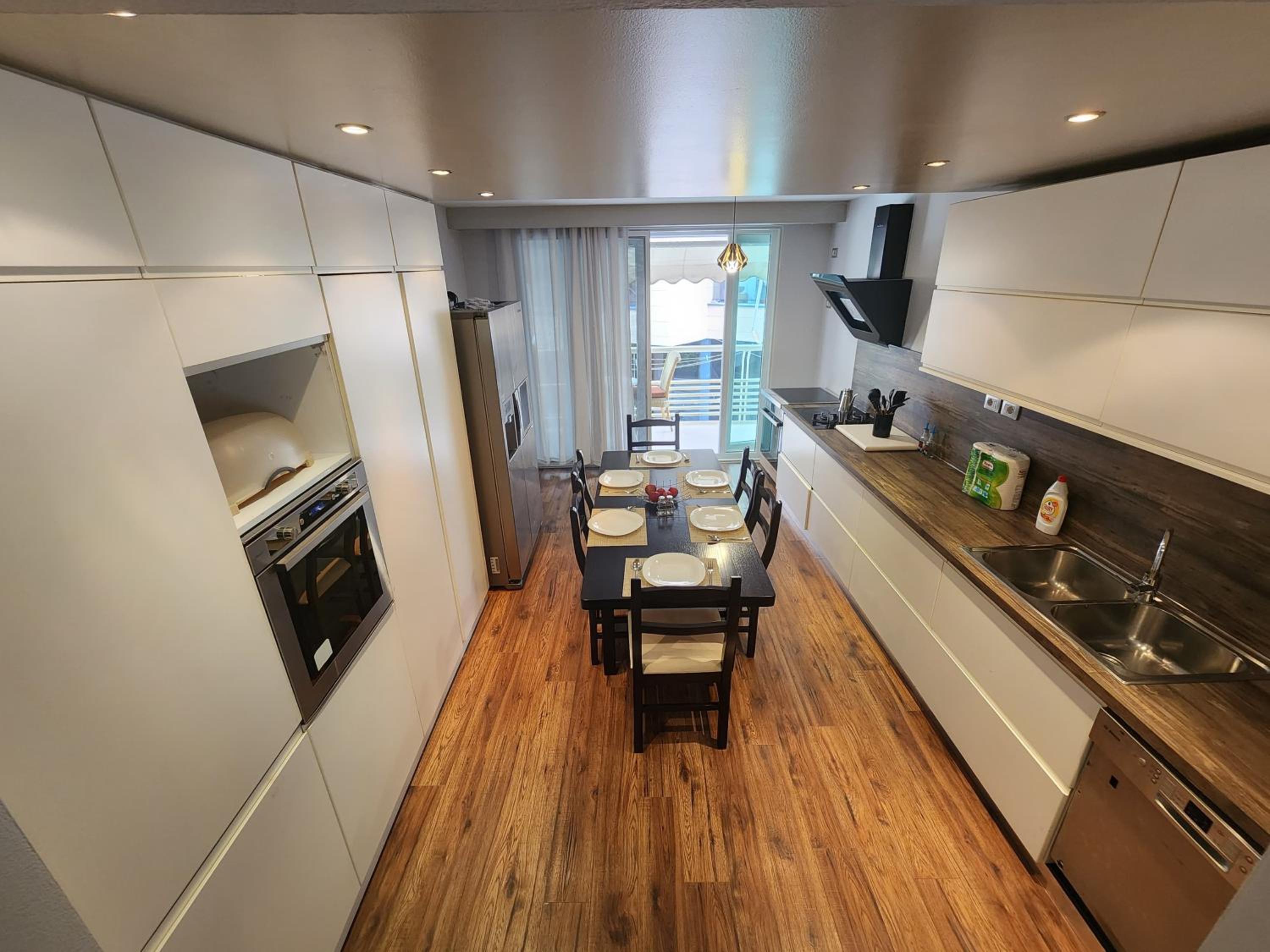 Apartment Sweet Luxury