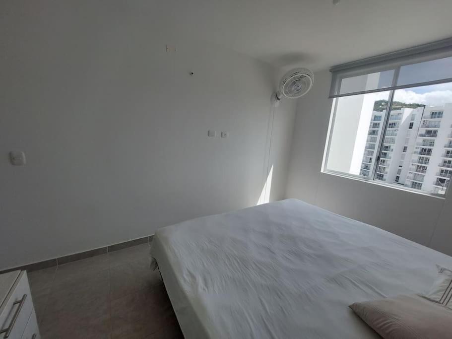 Hermoso Apartamento en Girardot vista a montañas