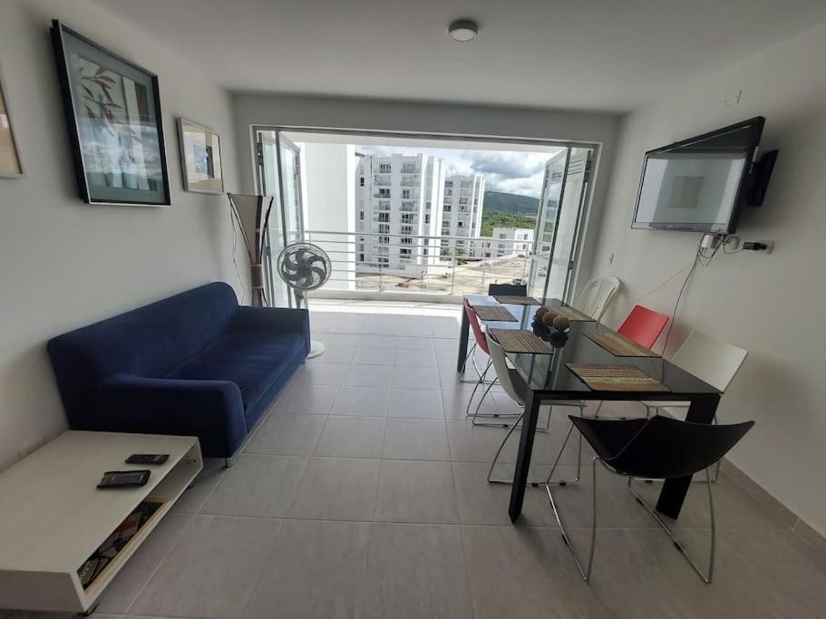 Hermoso Apartamento en Girardot vista a montañas