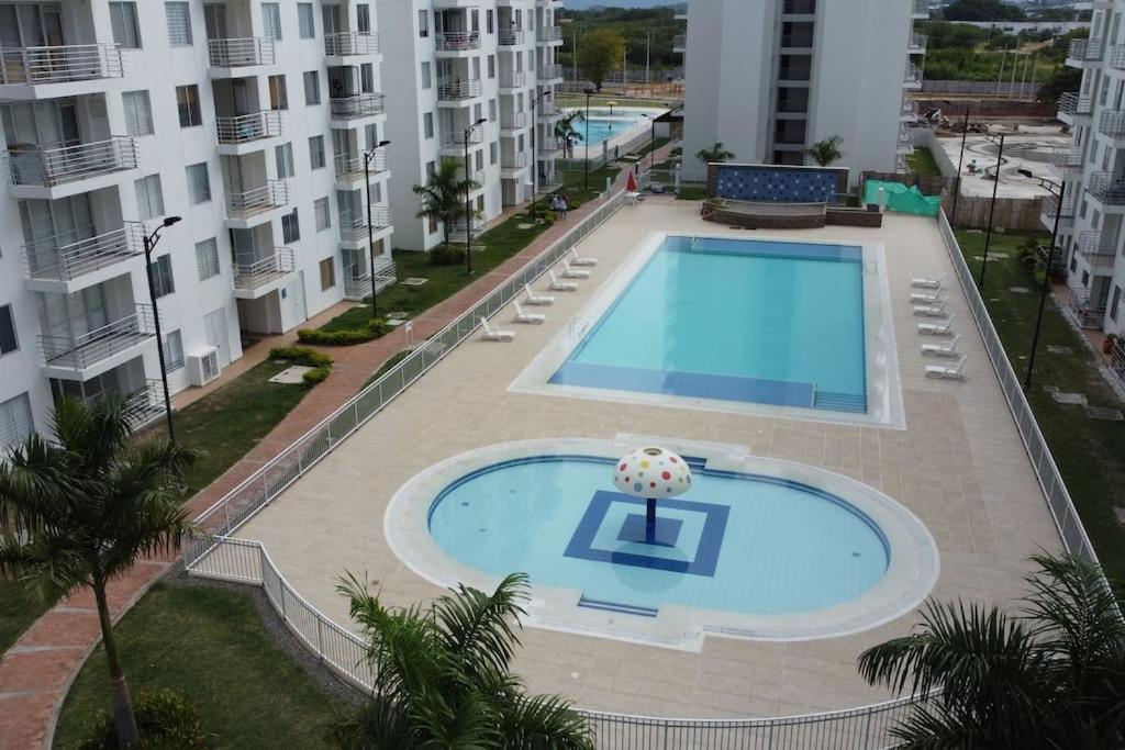 Hermoso Apartamento en Girardot vista a montañas