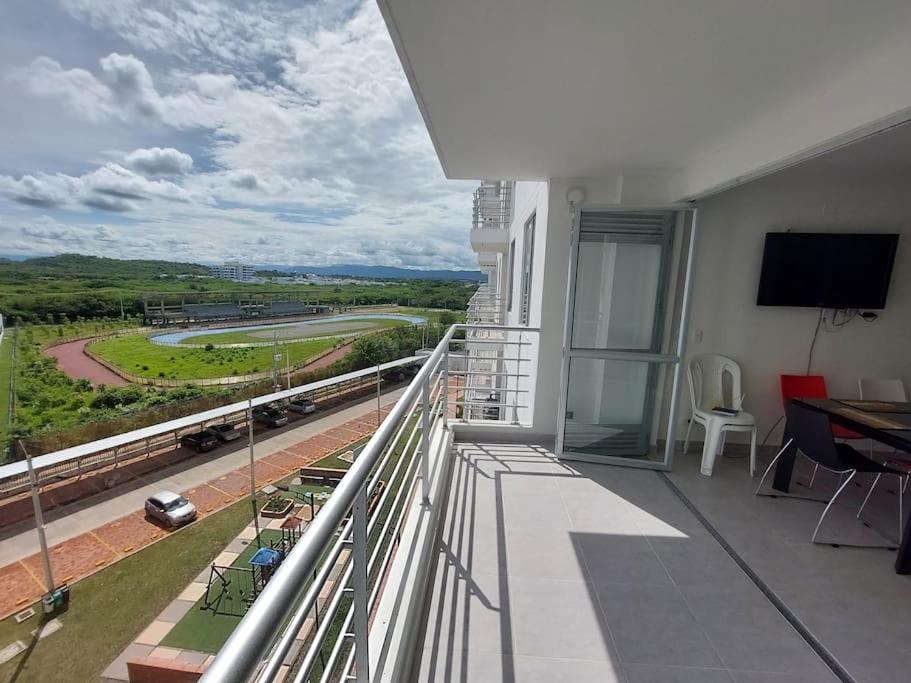 Hermoso Apartamento en Girardot vista a montañas