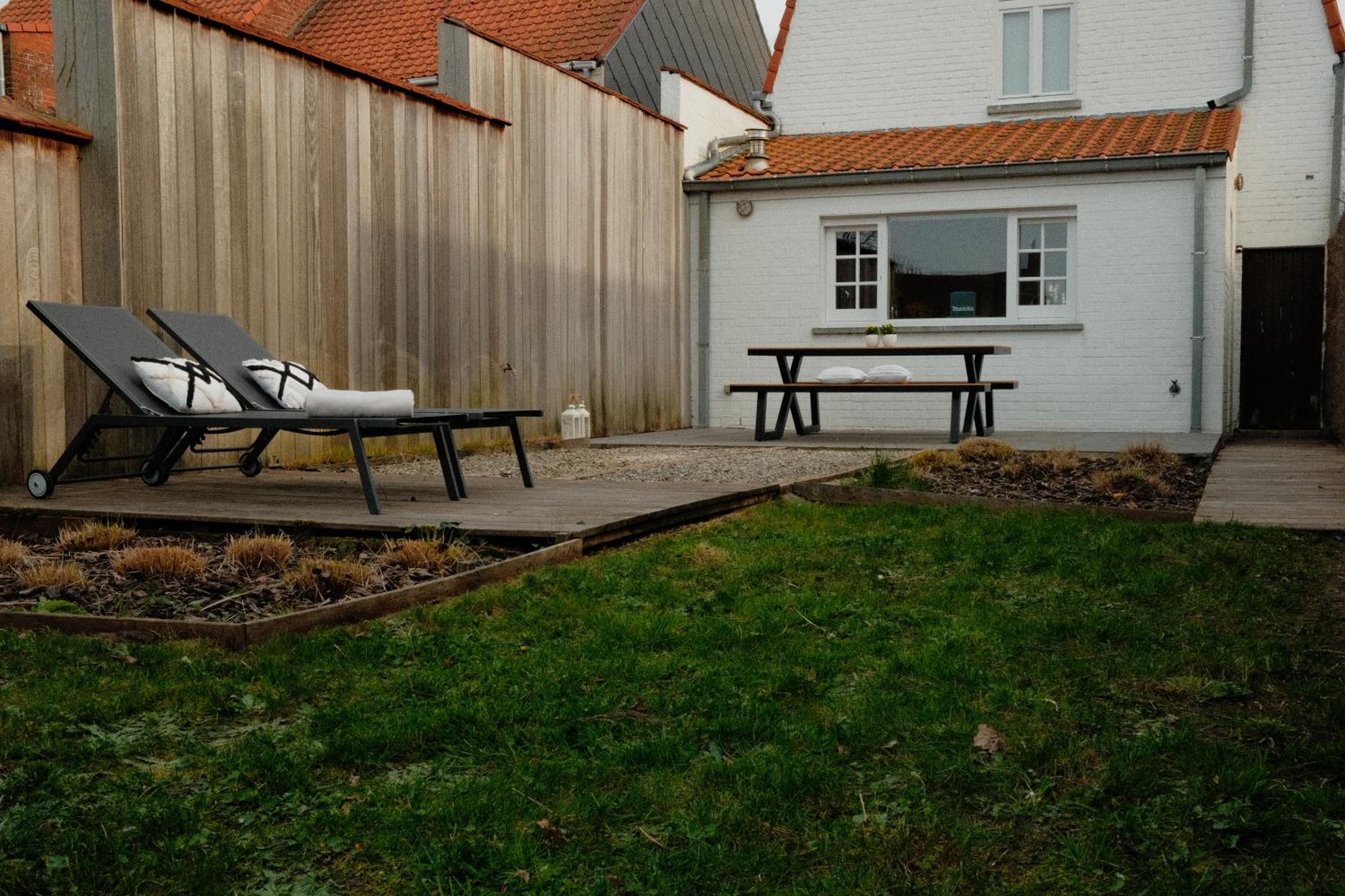 Magique 31 - Luxeverblijf met tuin & parking