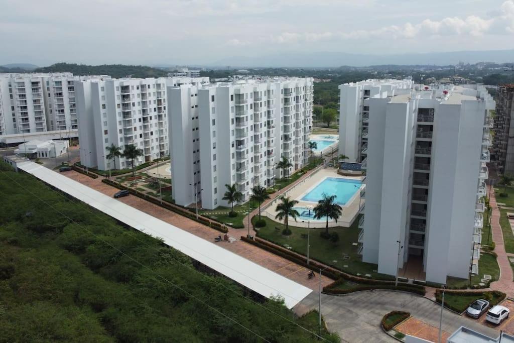 Hermoso Apartamento en Girardot vista a montañas