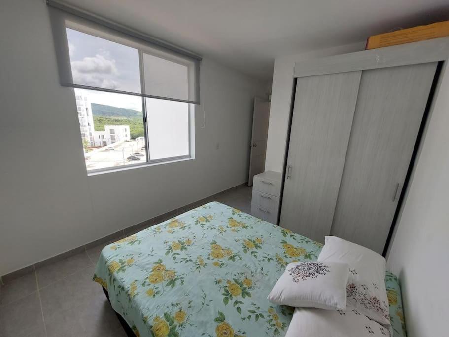 Hermoso Apartamento en Girardot vista a montañas