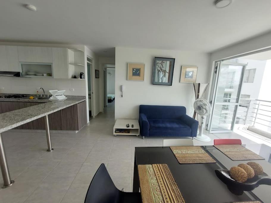 Hermoso Apartamento en Girardot vista a montañas