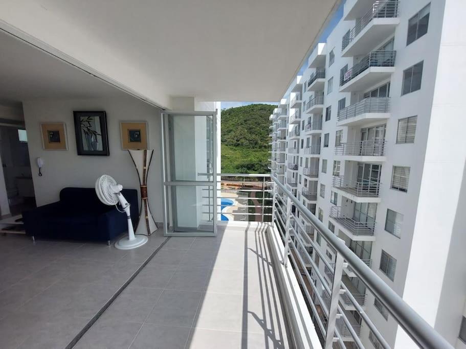 Hermoso Apartamento en Girardot vista a montañas