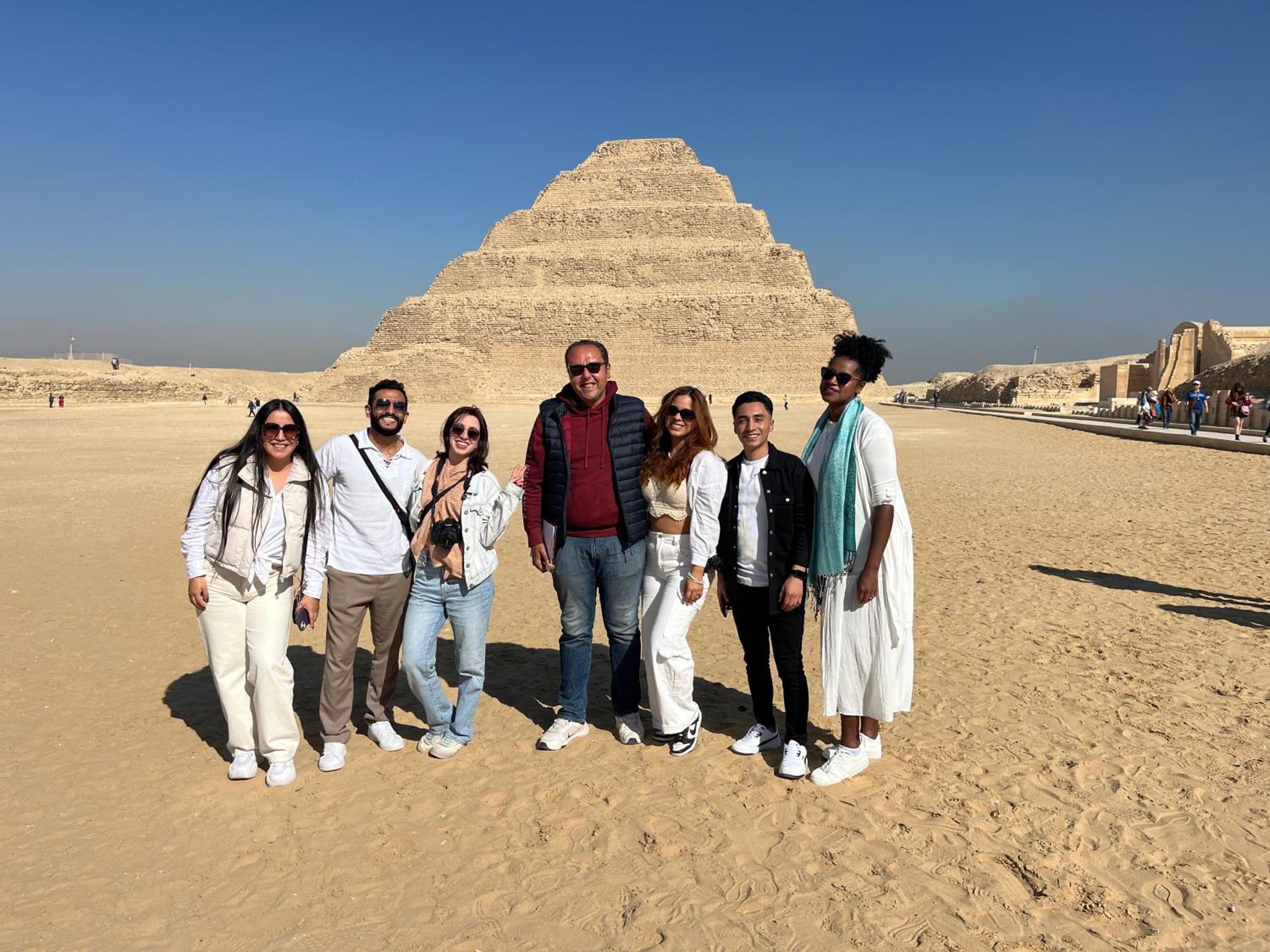 New king hur pyramids