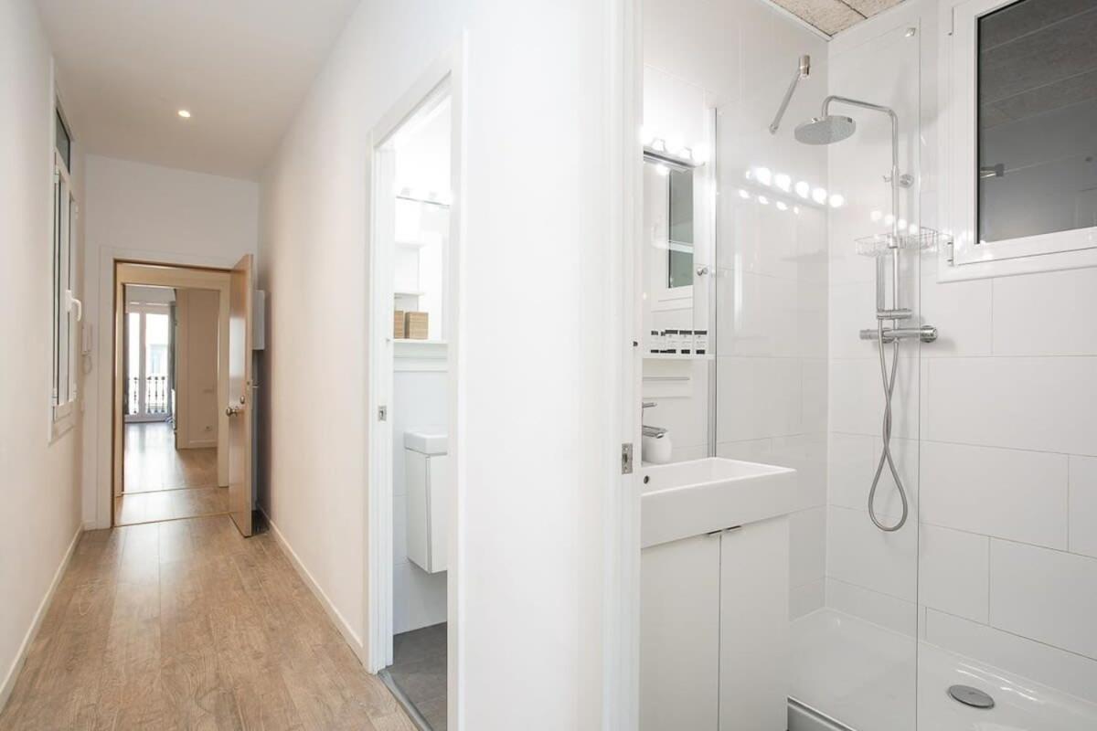 The Collection Barcelona - Paseo de Gracia modern 4BD with Terrace