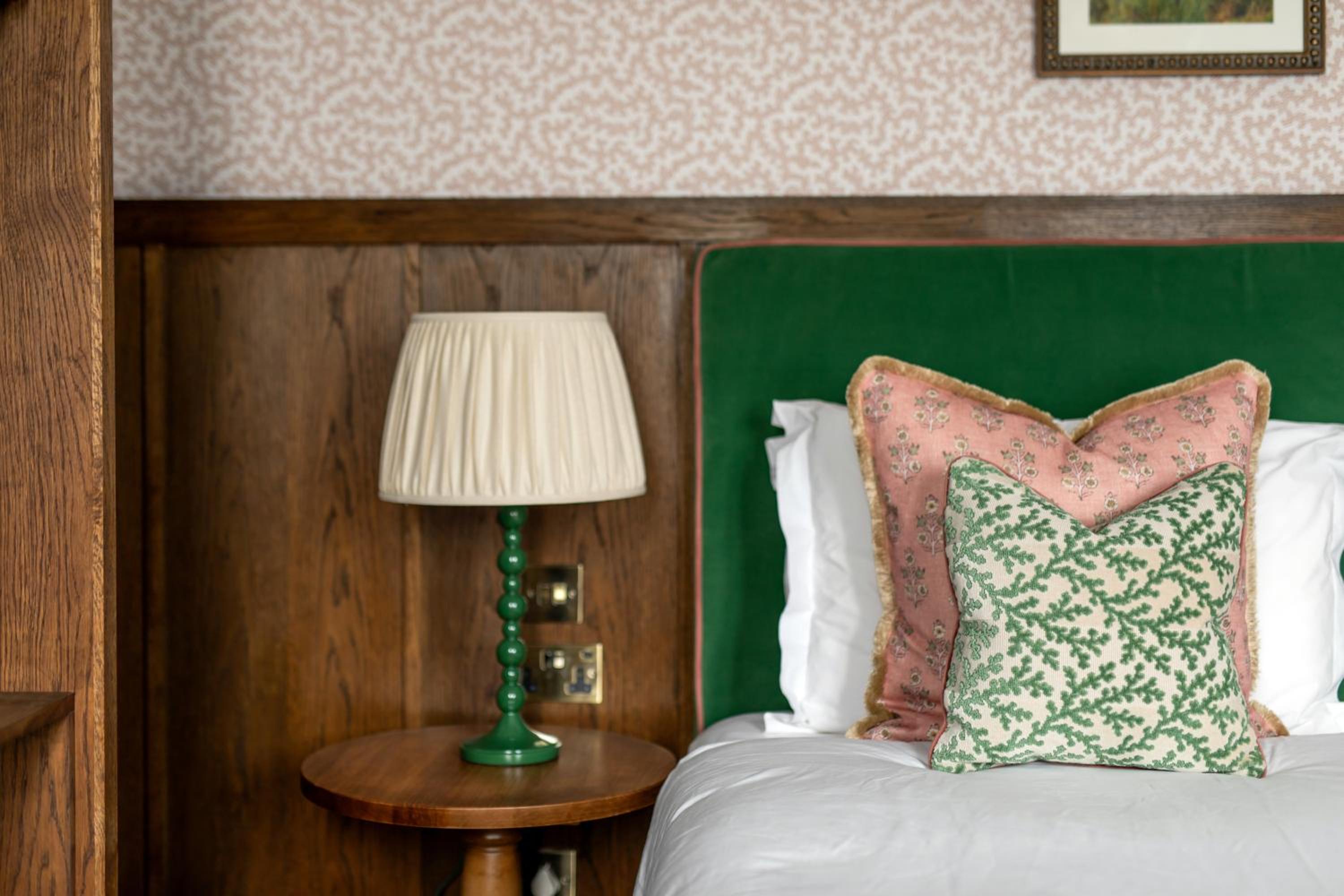 Guildford Vacations - Worplesdon Place Hotel - Property Image 10