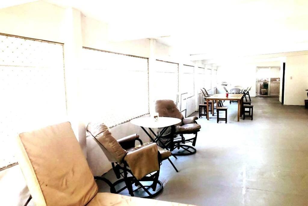 8 Bedroom Subic Bay/300MBPS/Big Screened Lanai view 5
