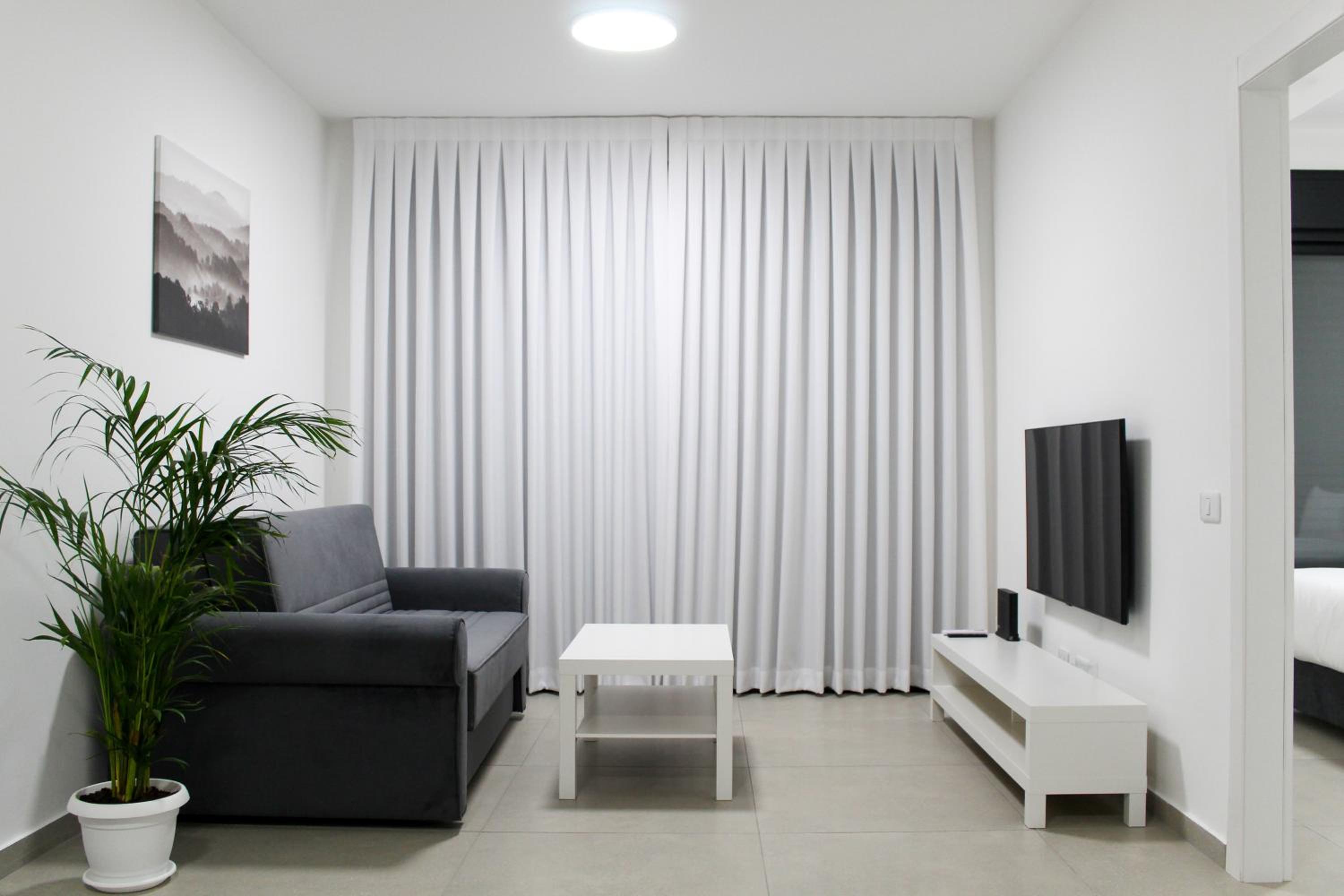 Luxury Suite Apartment #1 By Hashdera Eilat view 2