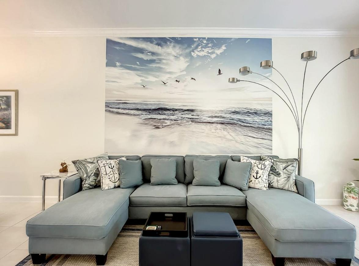 Fox Run Hideaway Your Stylish Oasis in Naples FL view 5