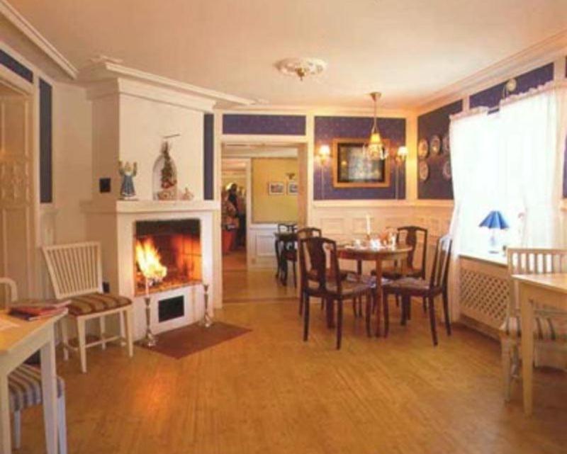 Garvaregården Hotel , B&B och Café