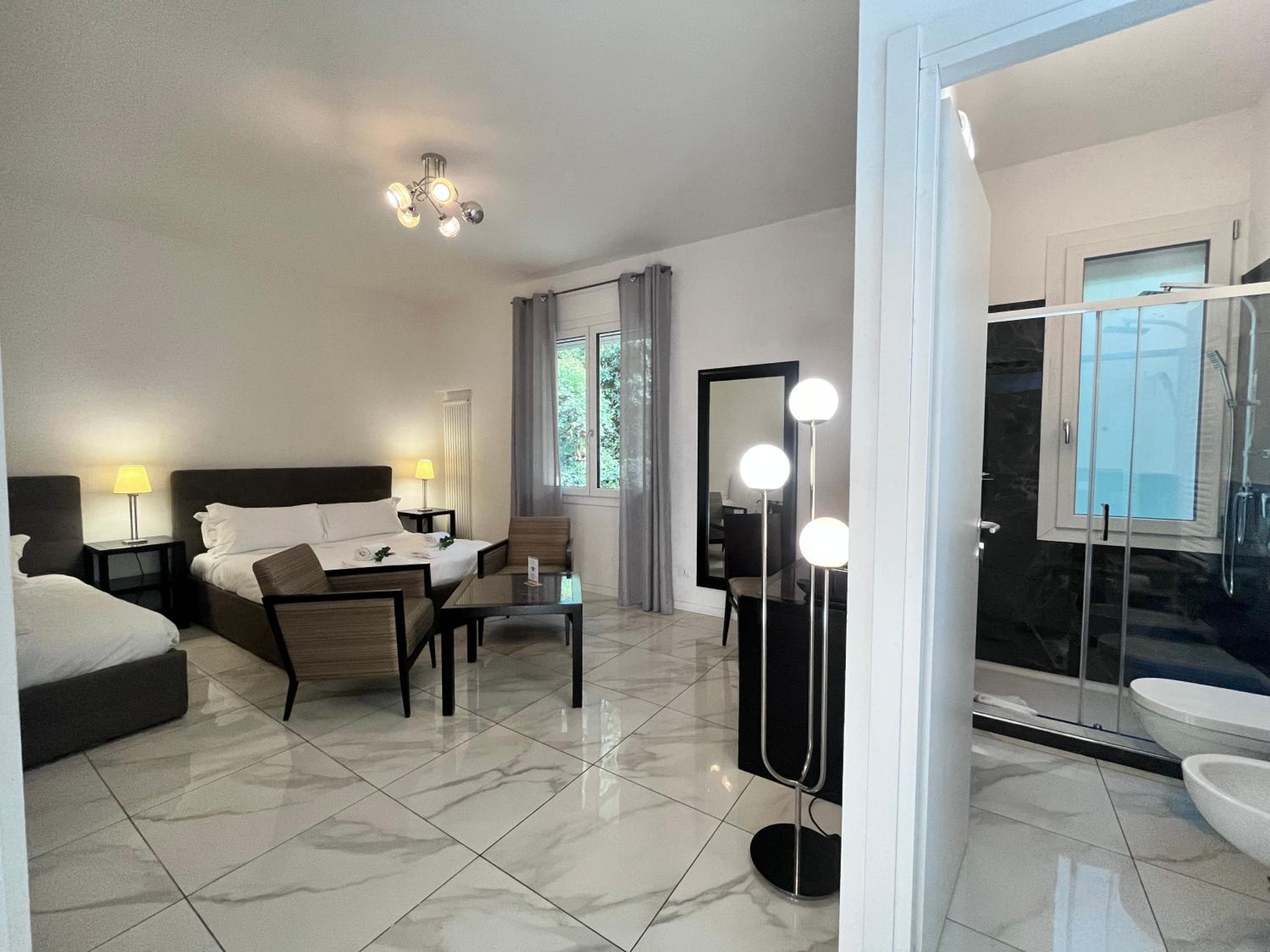 Photo 50