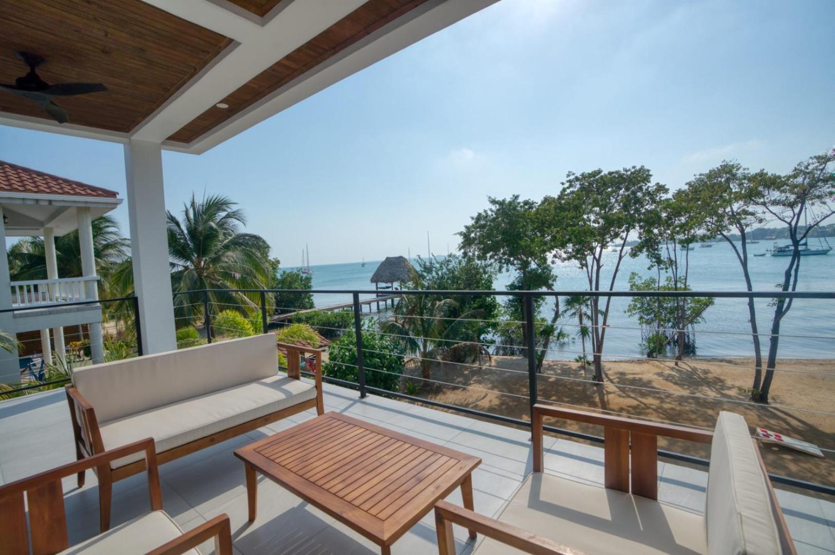 Island Breeze Villa - 5 Bedroom Private Island Villa w Pool