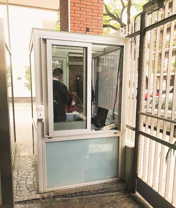 3 ambientes, 2 baños completos, Seguridad 24hs