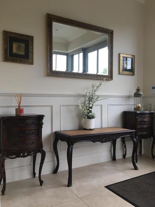 Fivestar Luxurious Home - Westport Quay