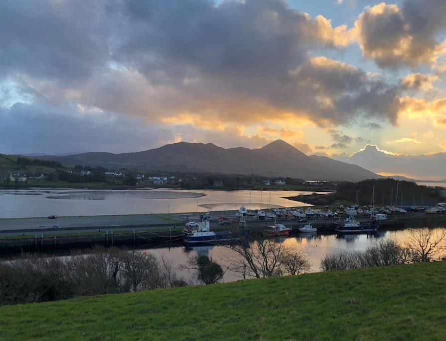 Fivestar Luxurious Home - Westport Quay