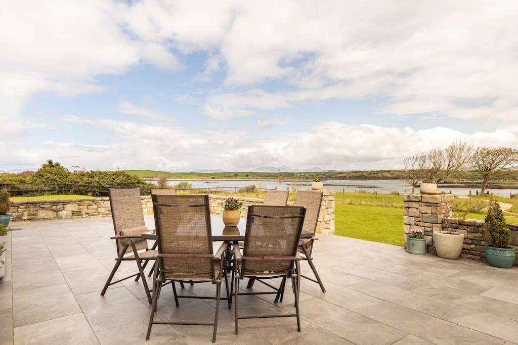 Fivestar Luxurious Home - Westport Quay