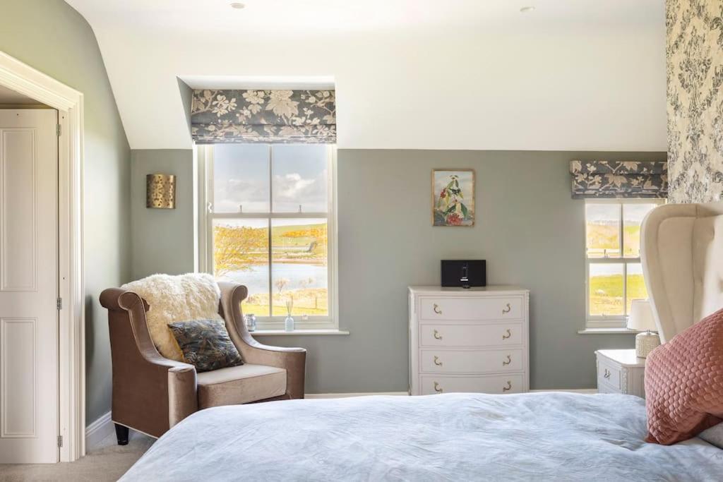 Fivestar Luxurious Home - Westport Quay