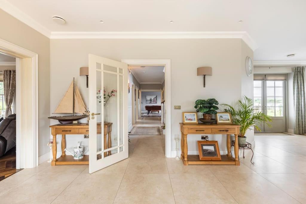 Fivestar Luxurious Home - Westport Quay
