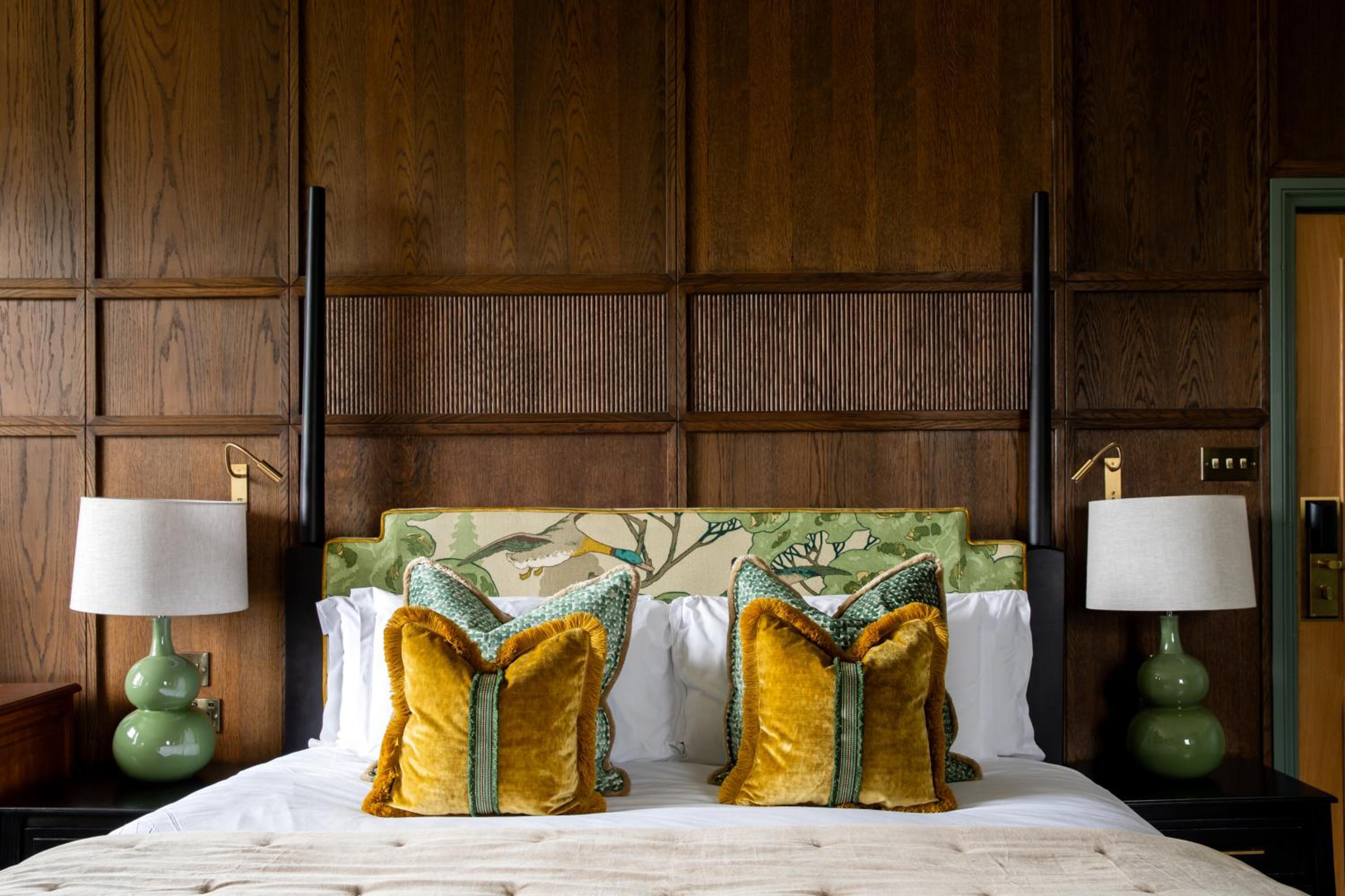 Guildford Vacations - Worplesdon Place Hotel - Property Image 28