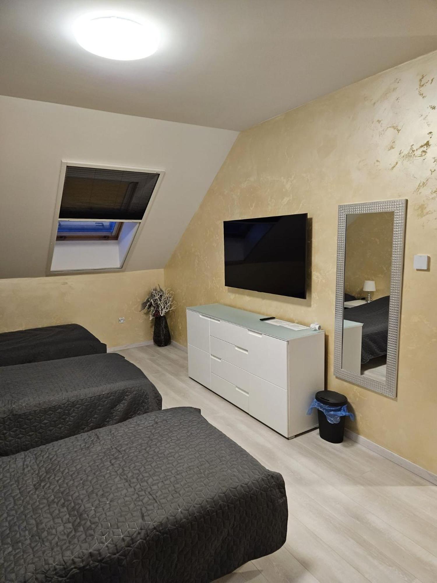 Privátne izby v rodinnom dome Šenkvice view 4