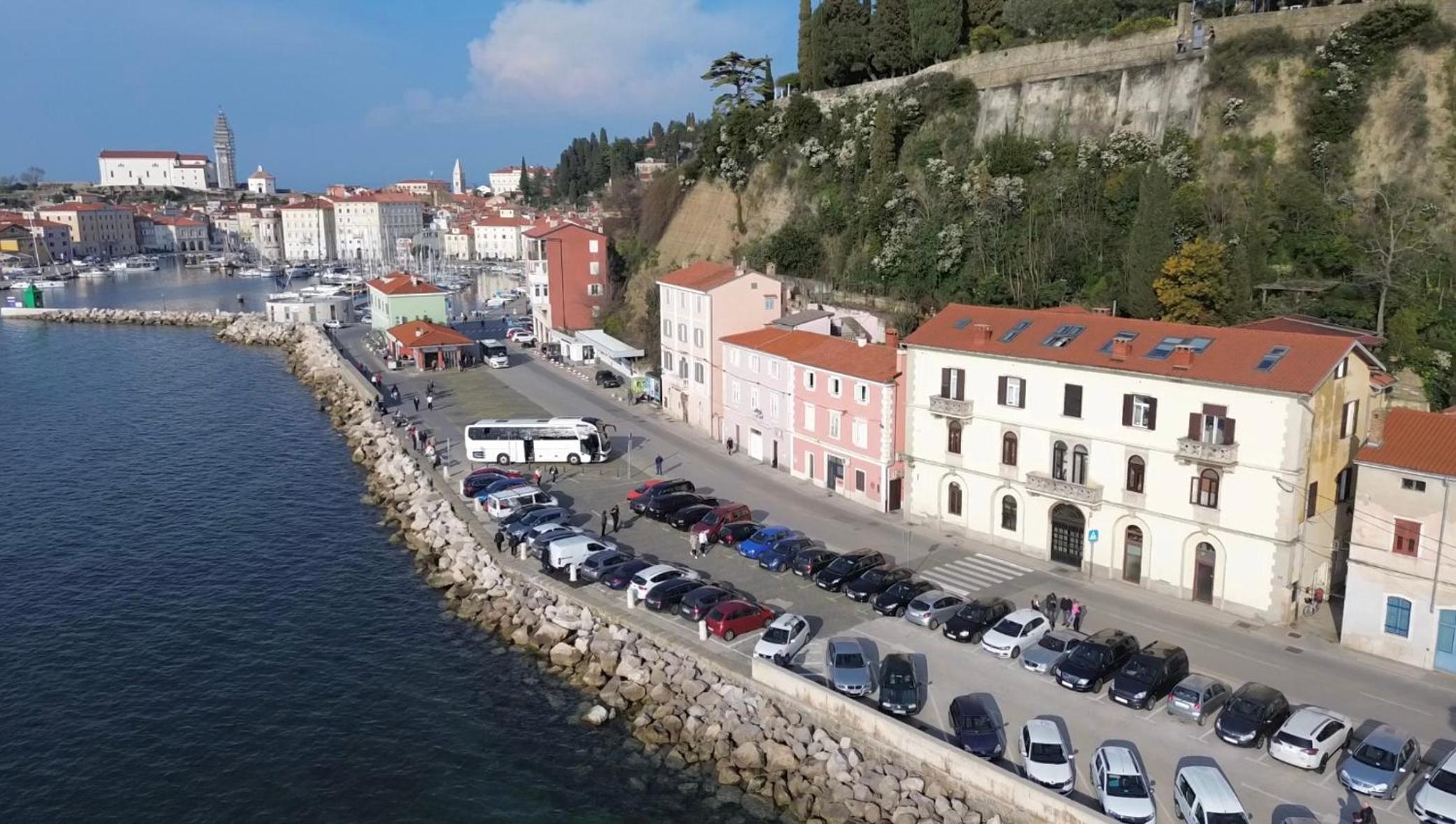 APARTMA RIVIERA