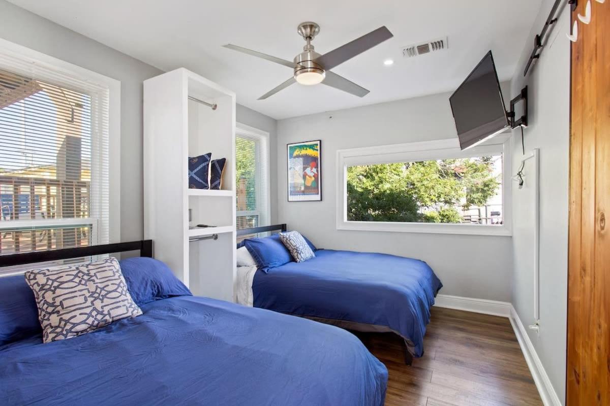 Spectacular Roof Top Deck - Luxury 3 bedroom view 2