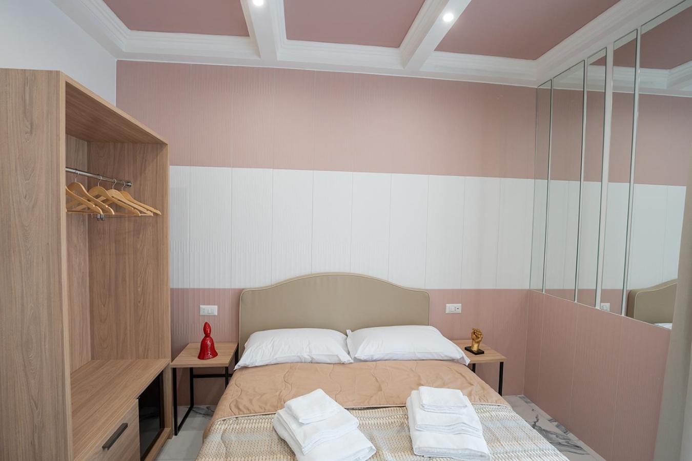GreRos H. Porto Napoli Centro, by ClaPa Group Dislocated Hospitality