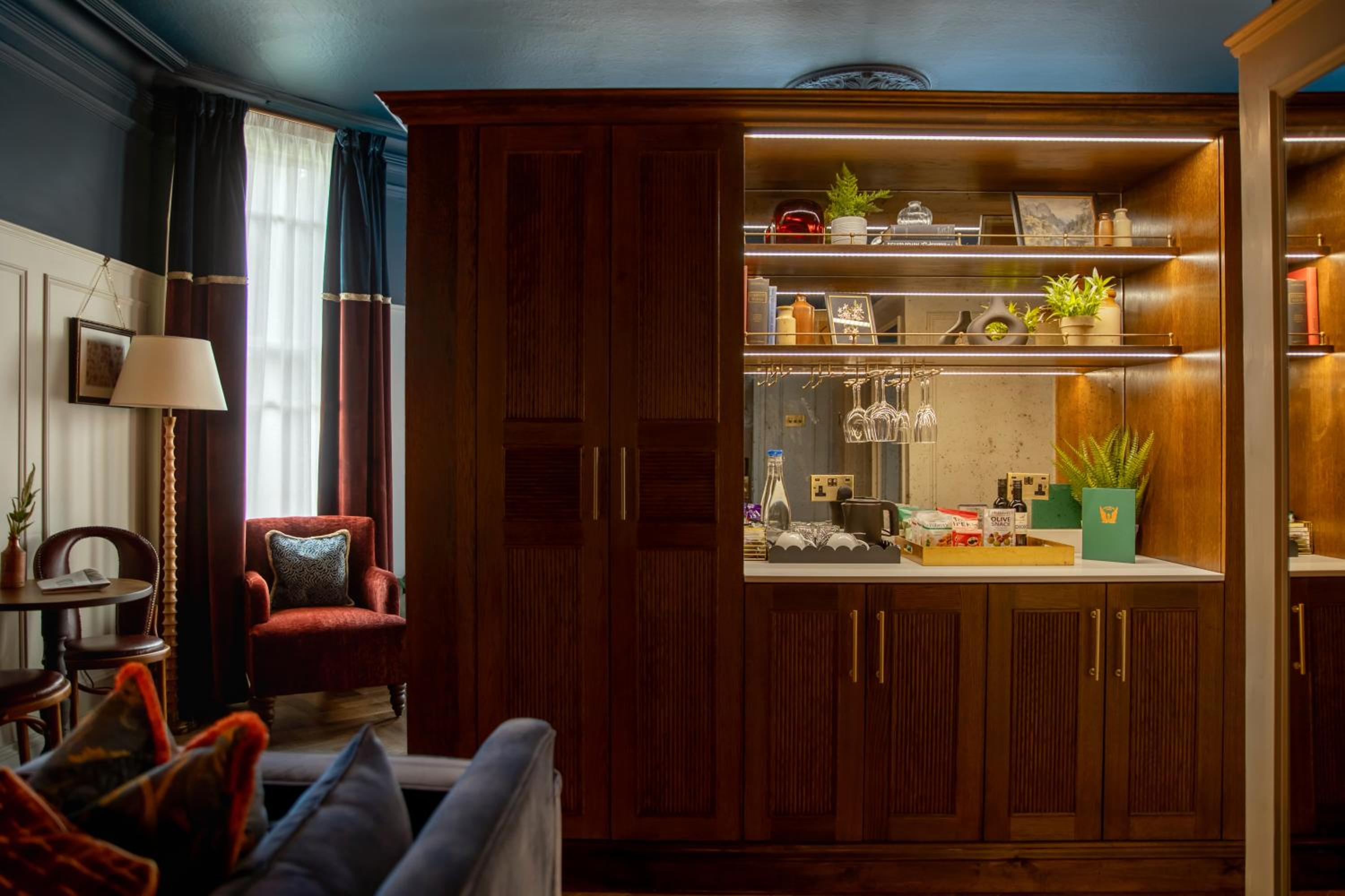 Guildford Vacations - Worplesdon Place Hotel - Property Image 61