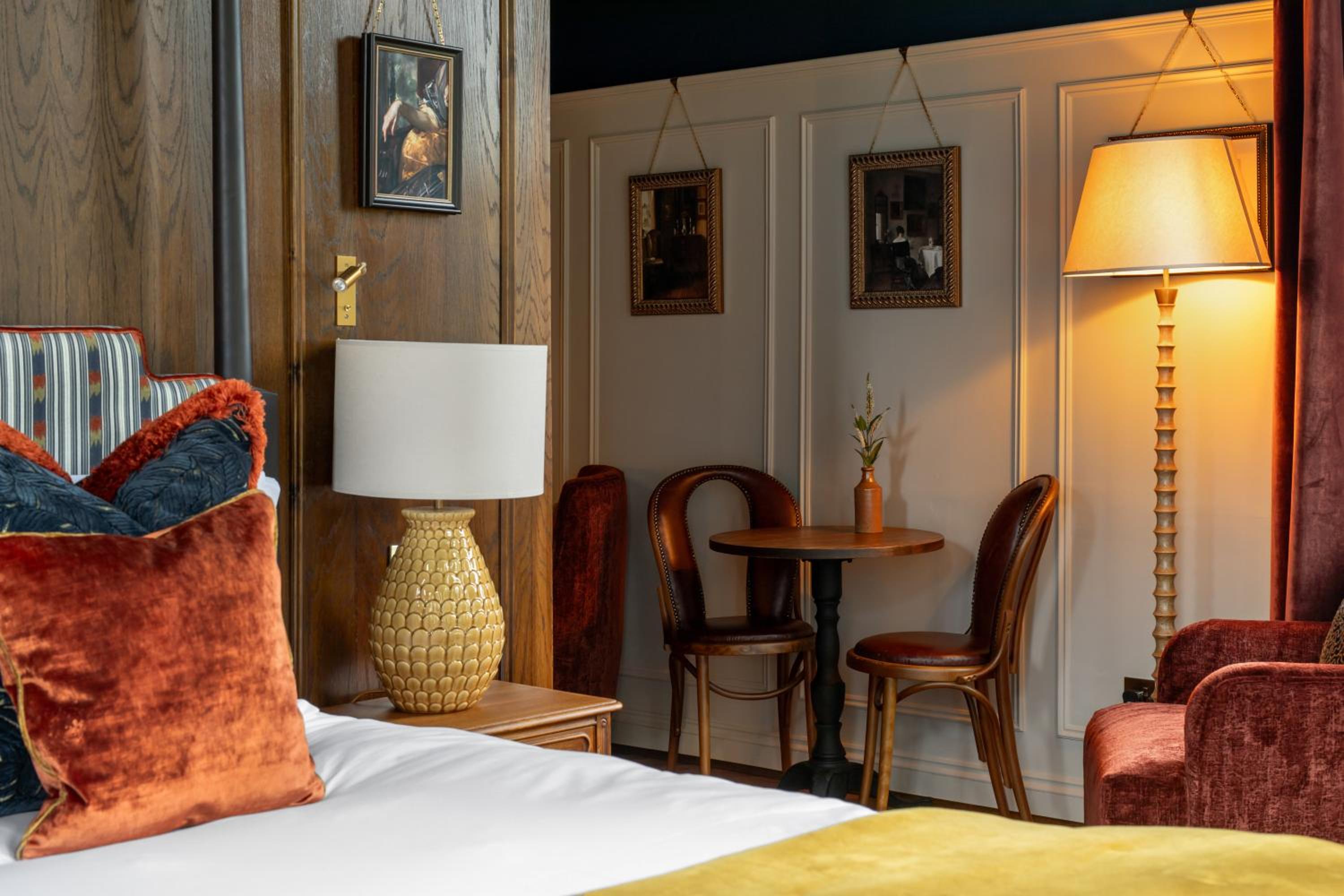 Guildford Vacations - Worplesdon Place Hotel - Property Image 60