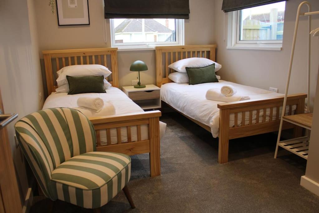 4 Bedroom Getaway New Forest view 5