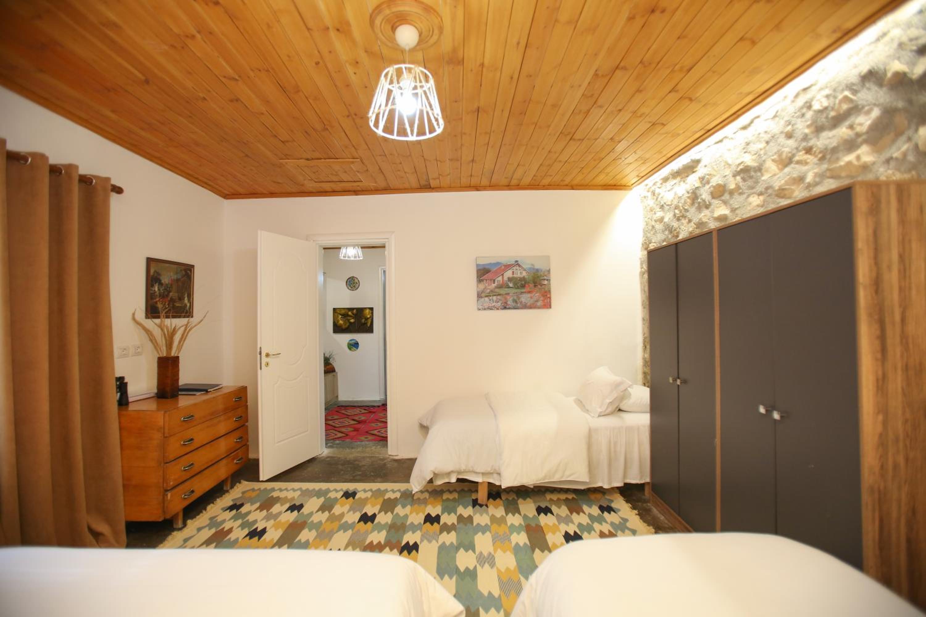 Guest House Bashaj Village