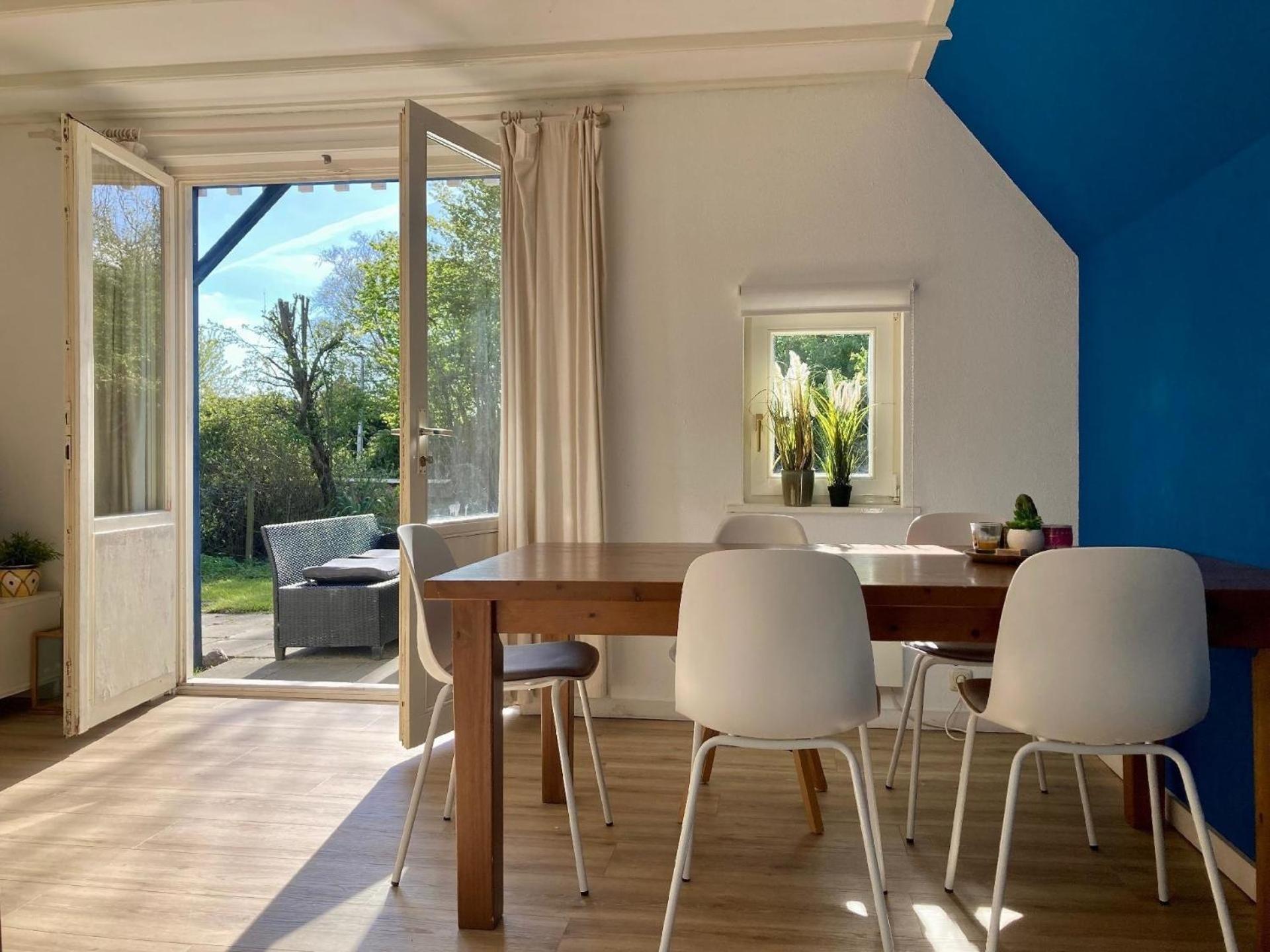 Ferienhaus in Anjum mit Garten und Terrasse view 3