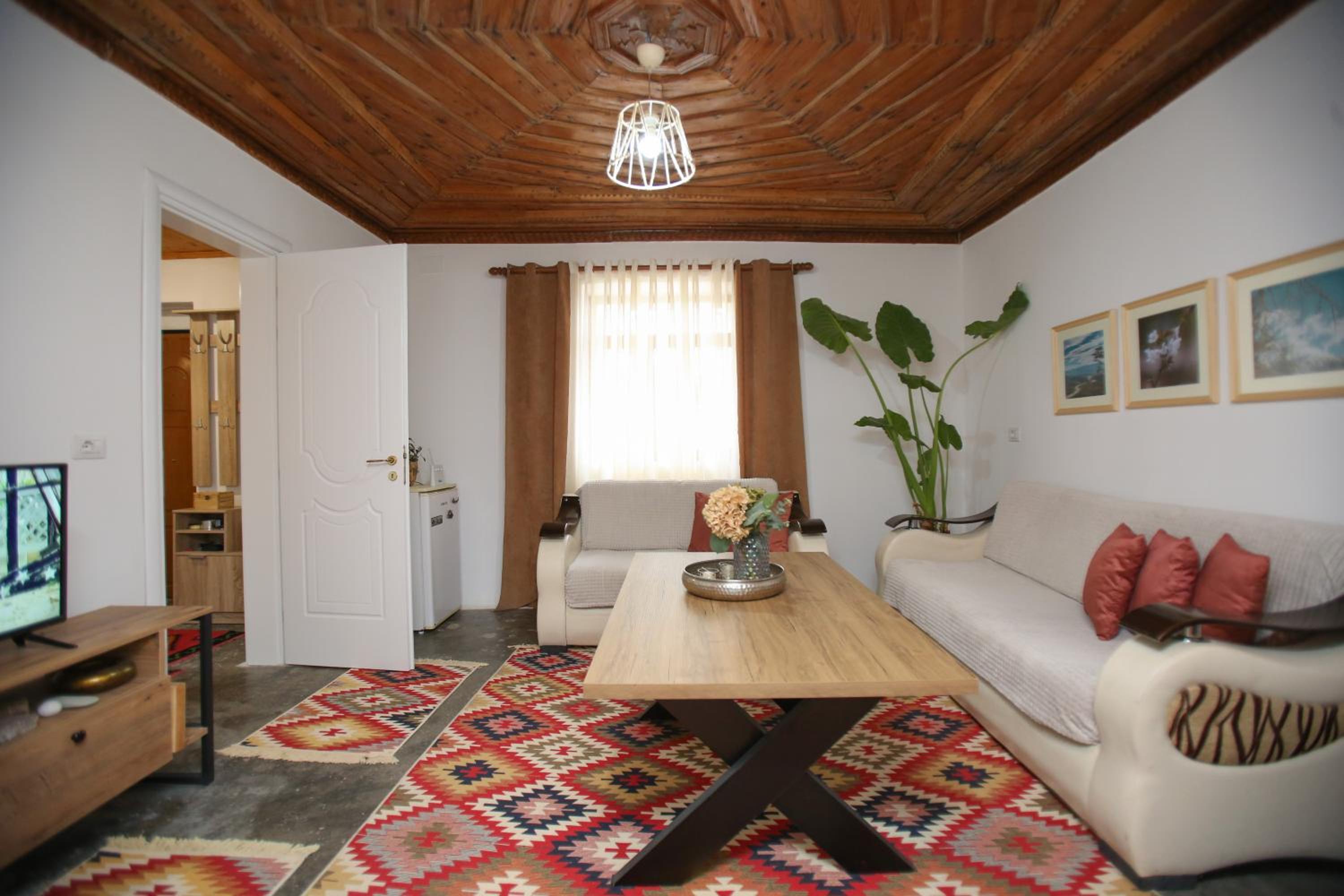 Guest House Bashaj Village