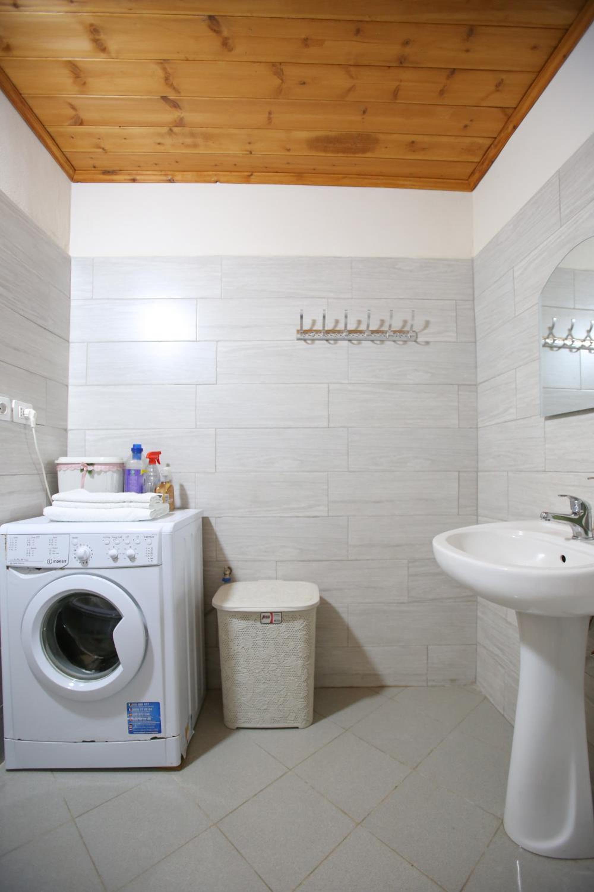 Guest House Bashaj Village