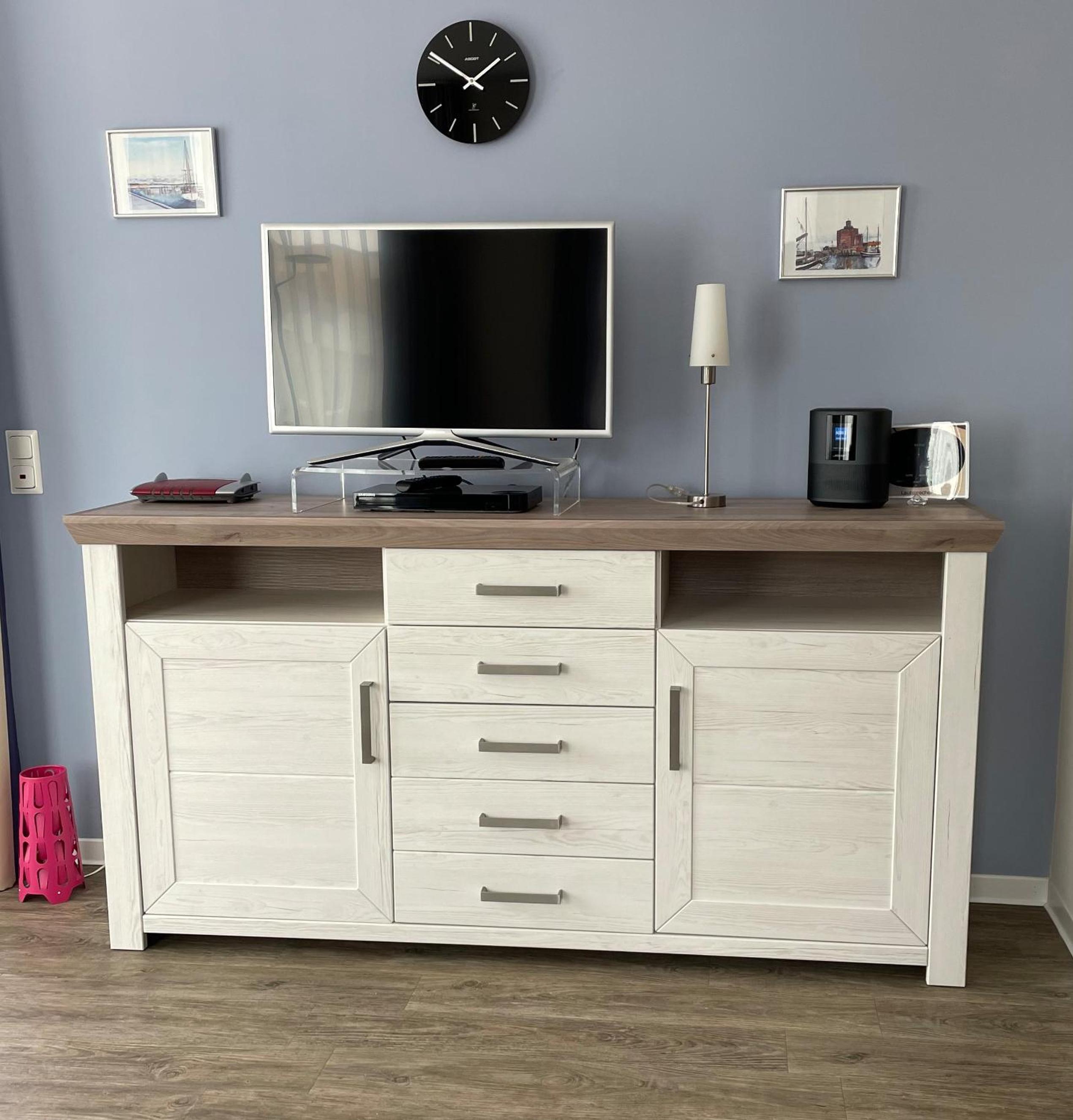Apartment 8