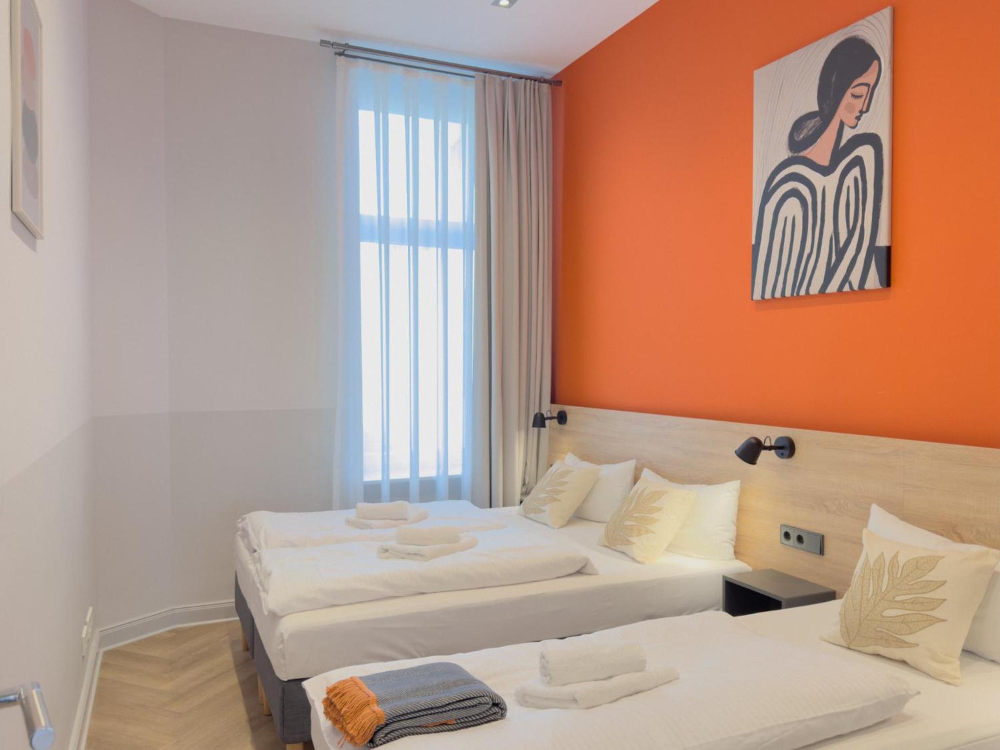 Dilo Apartments 150 sqm Modern Historic Apartments for 12 Guests