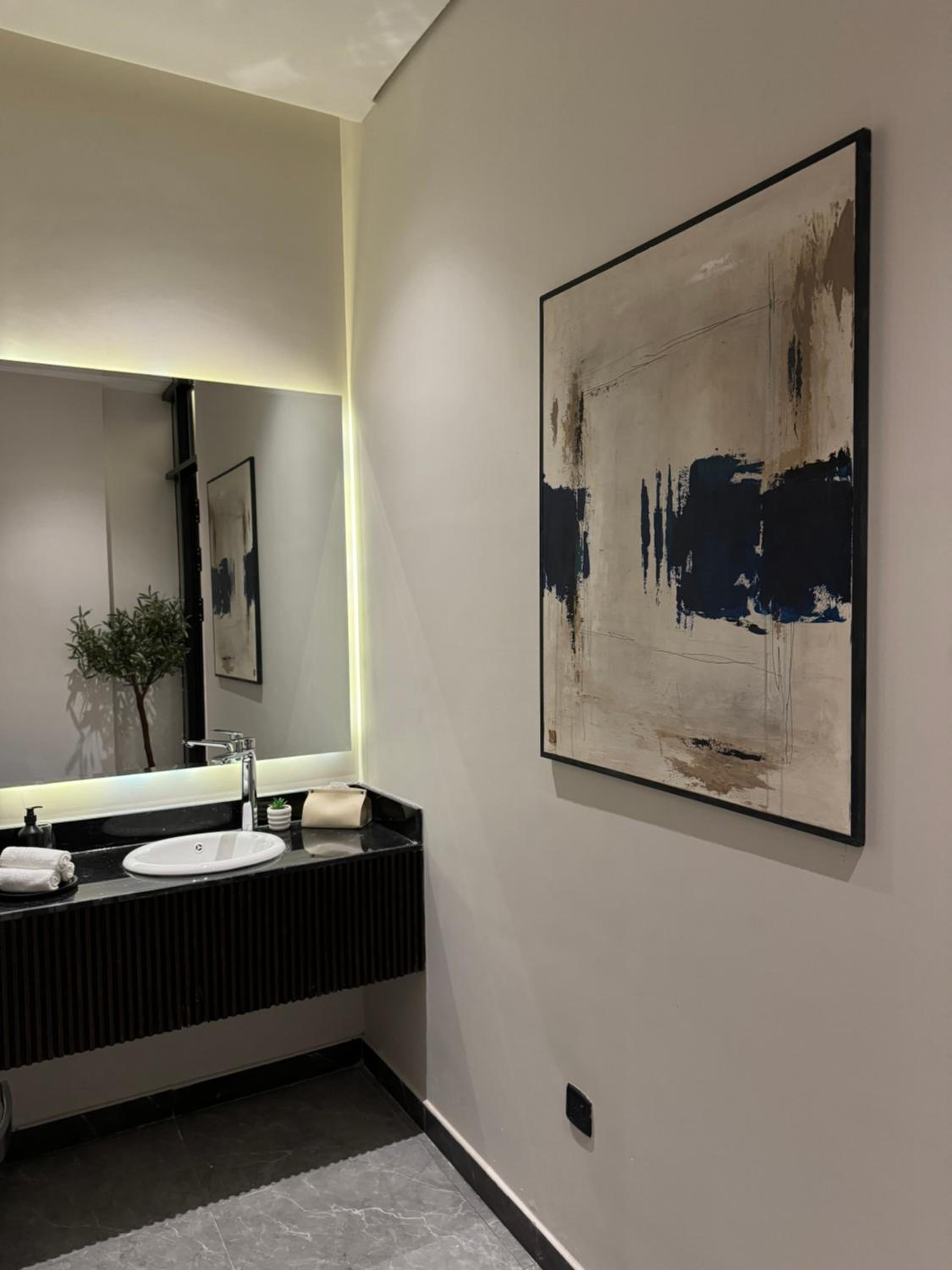 Luxury Studio Apartment view 3