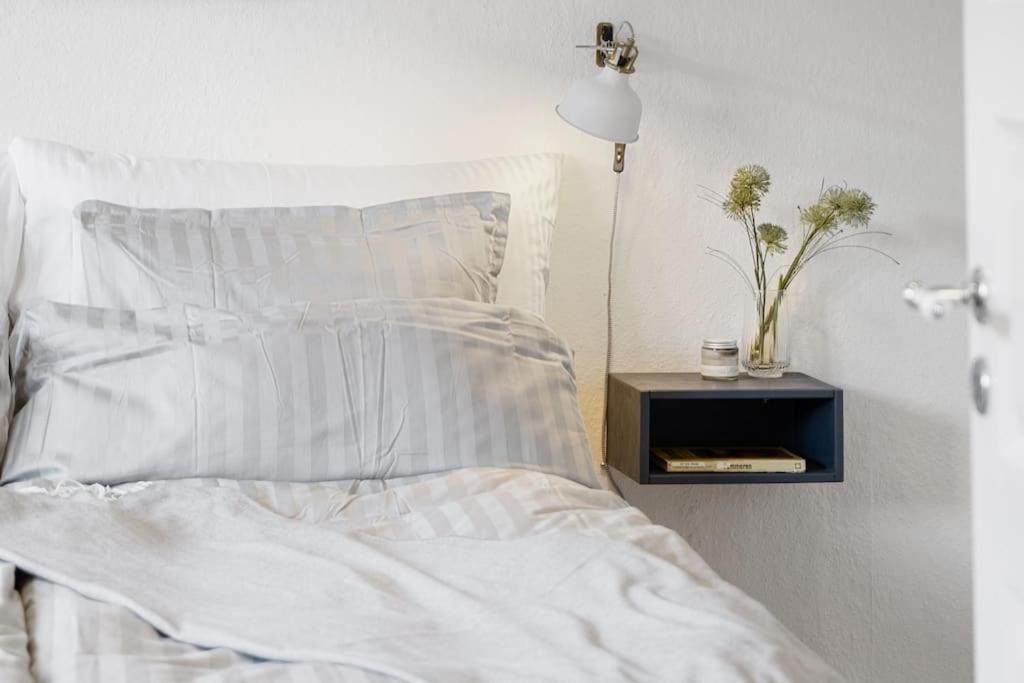 City center apartment w/ large private balcony