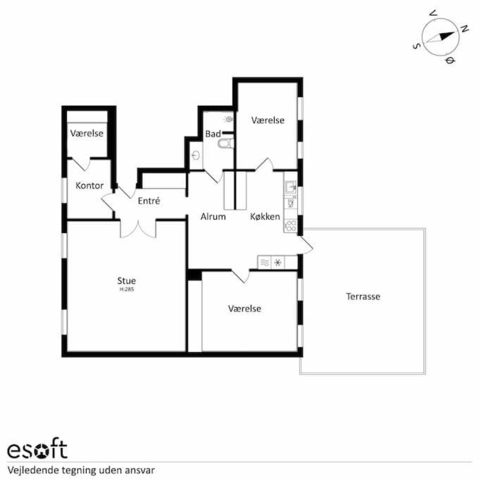City center apartment w/ large private balcony