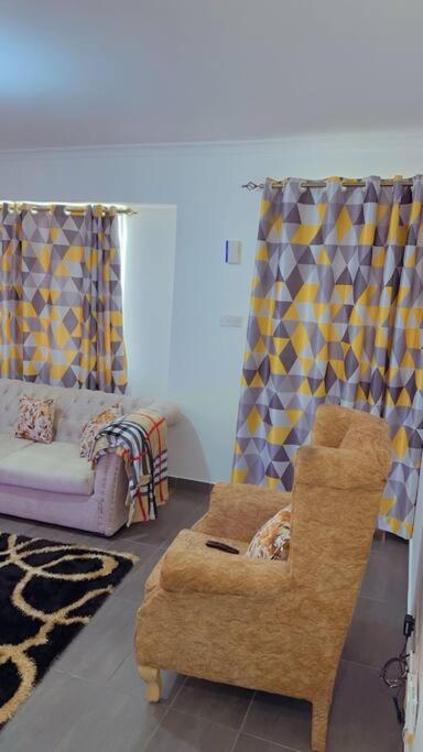 Nice cozy 1 bedroom apartment view 2