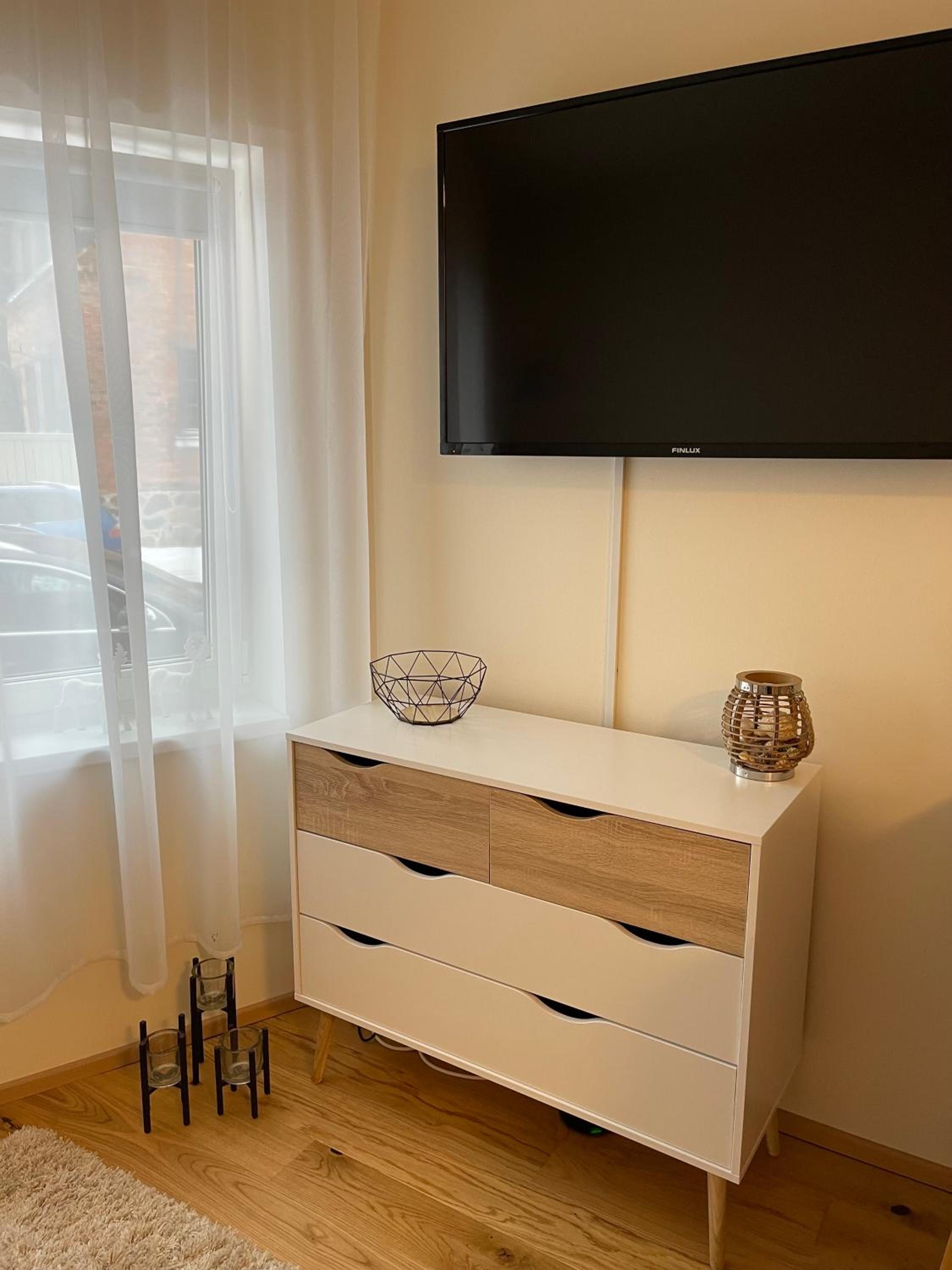 Cosy studio apartment near centre! Self check-in view 5