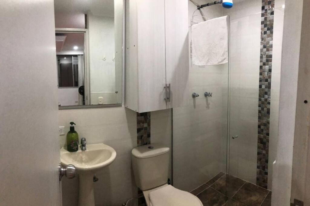 HERMOSO APARTA LOFT EN LAURELES MALIBU.
