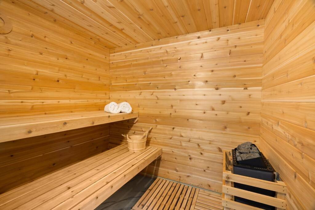 Sauna Firepit Hot Tub Hike view 5