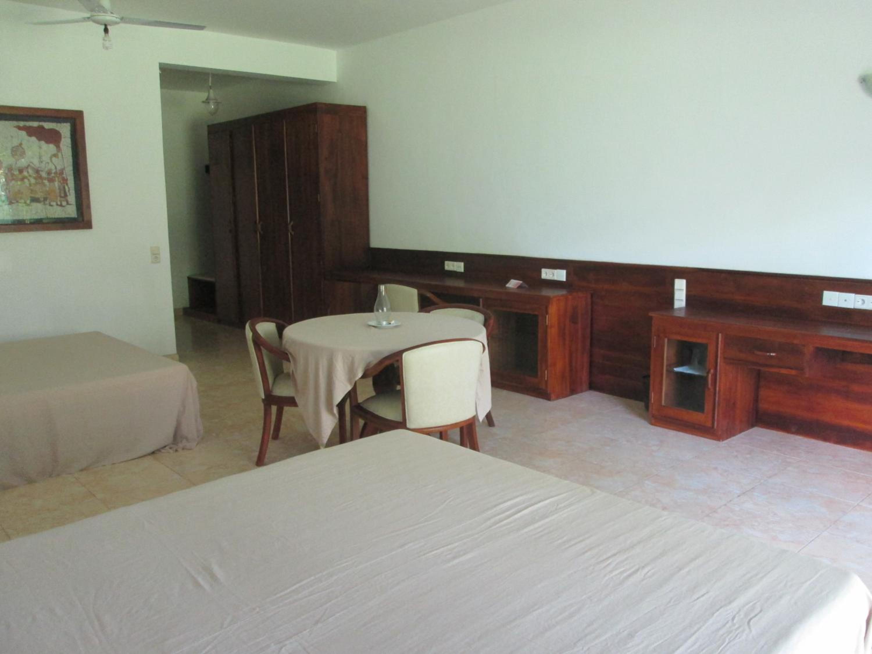 Raja Beach Hotel