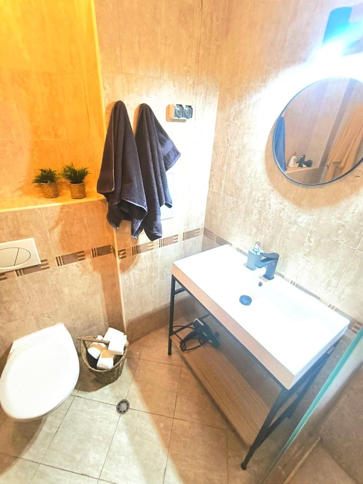 JUMP to Bansko LUXURY STUDIO in SPA resort incl wellness