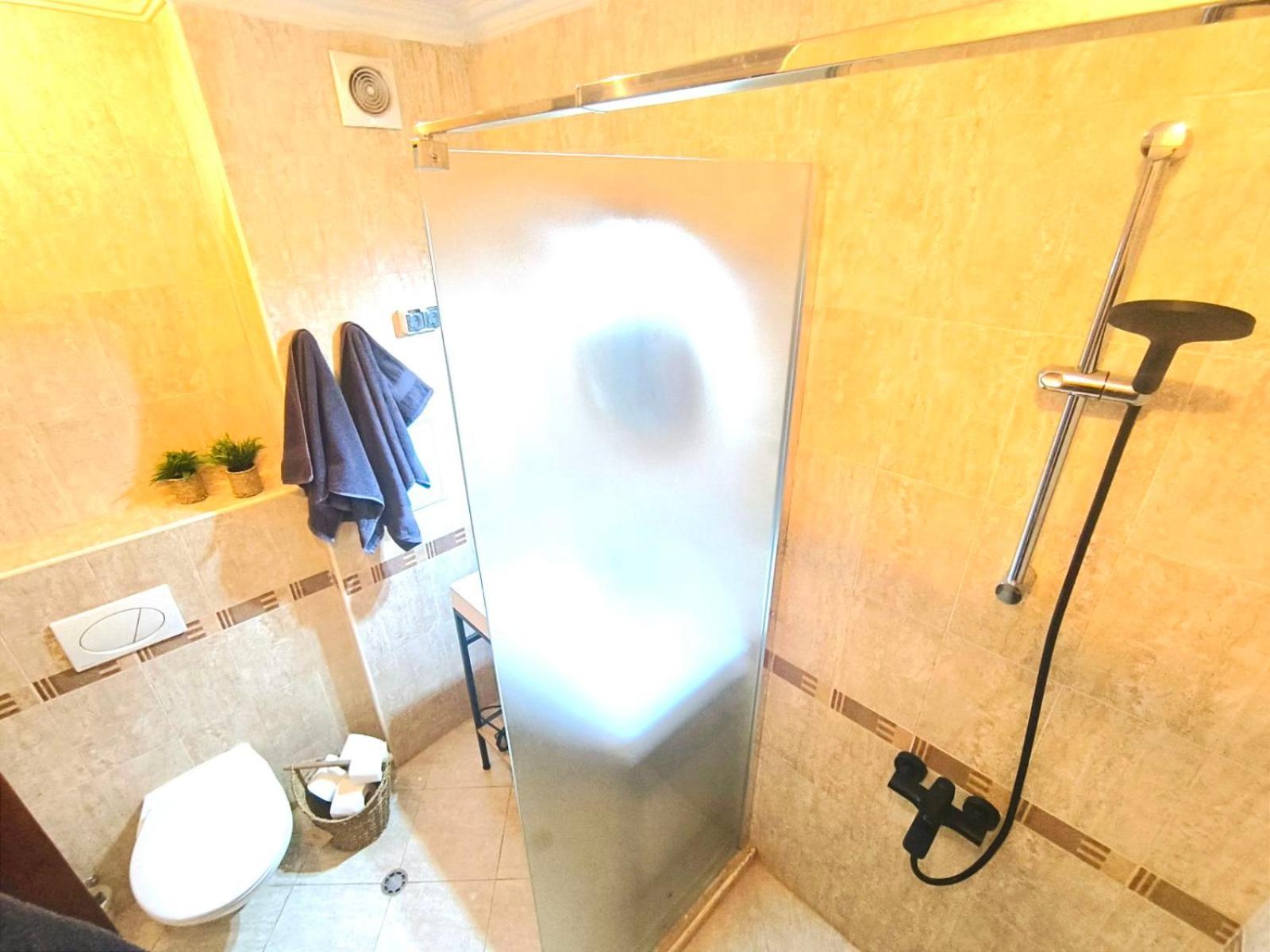 JUMP to Bansko LUXURY STUDIO in SPA resort incl wellness